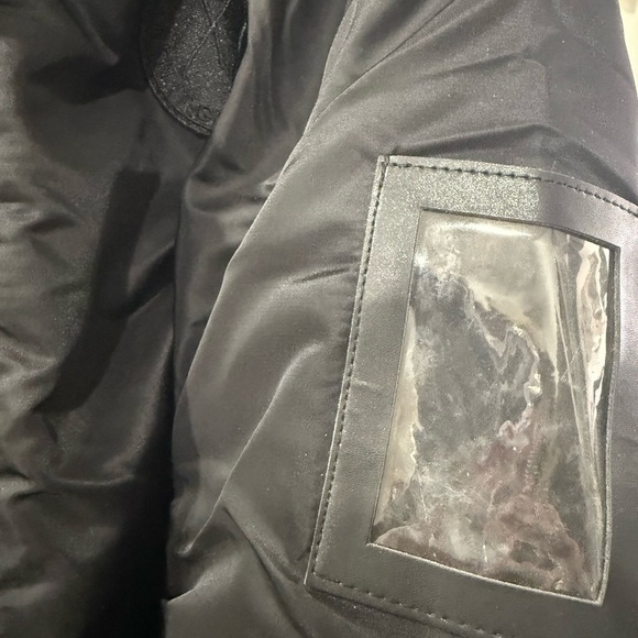 H&M Medium Black Weekender  Bomber Style Jacket Zipper Pockets Flight Air NWT - Picture 7 of 7